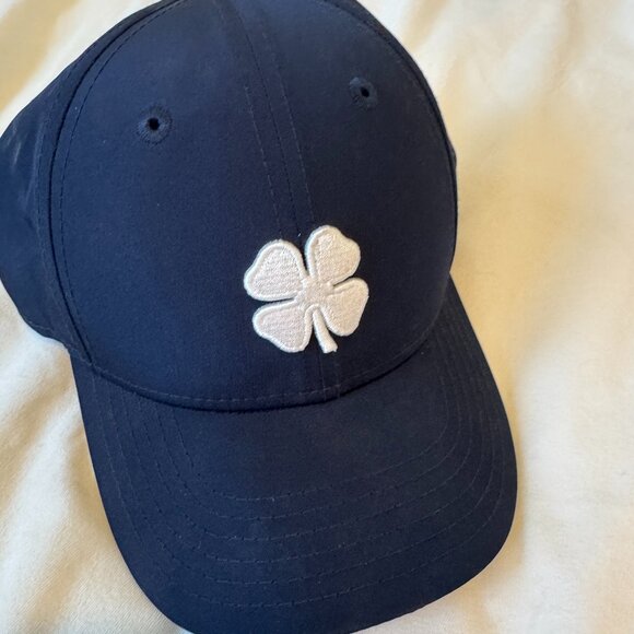 Black Clover Four Leaf Clover Baseball Caps – White & Navy Set - Picture 3 of 8